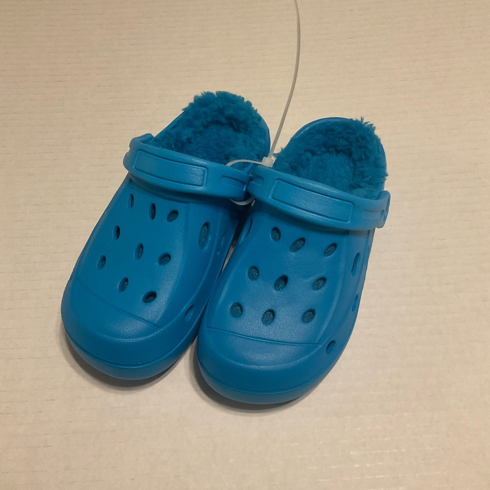 Baby Blue Fuzzy Clog Toddler 10
